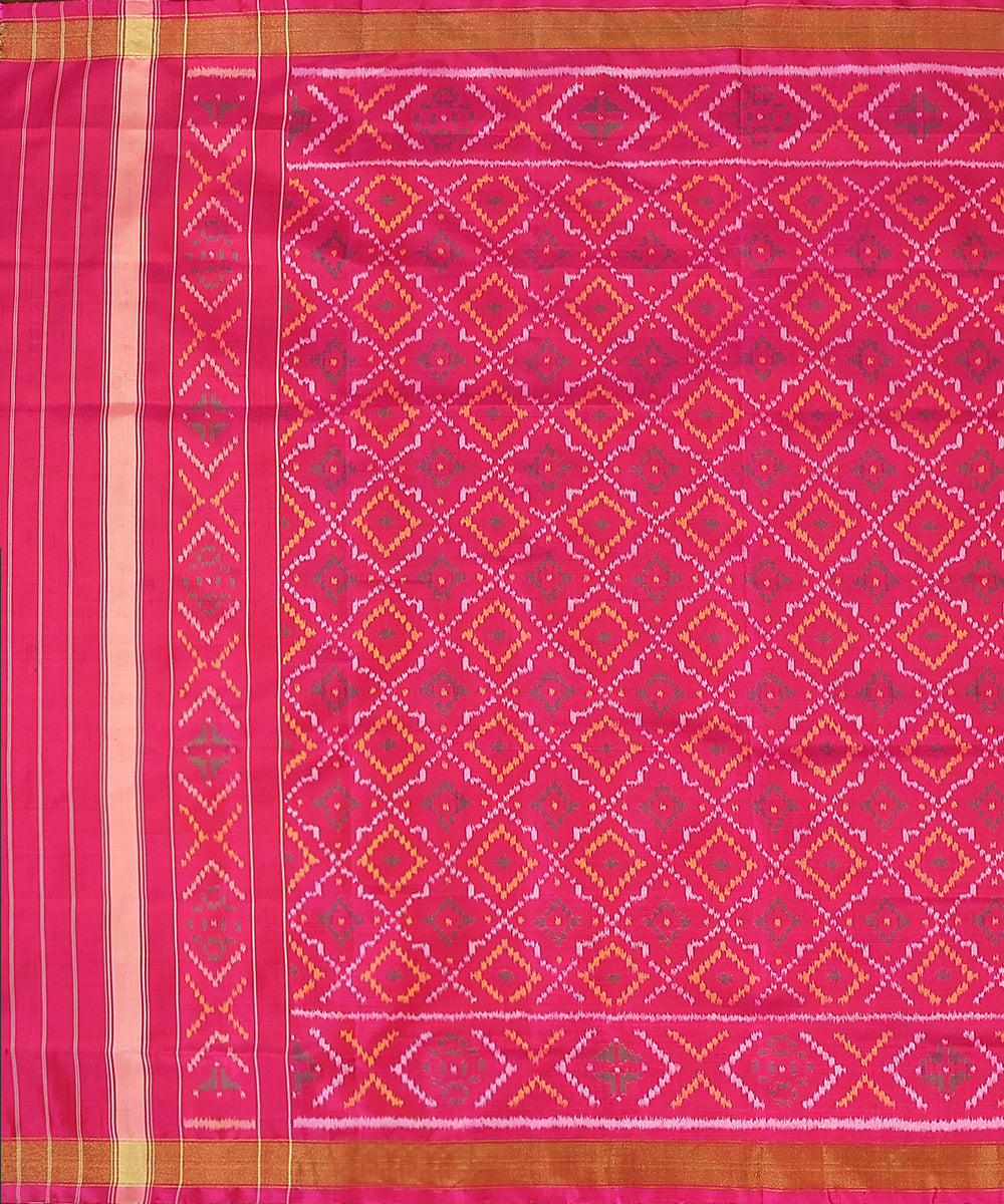 Handloom_Rani_Pink_Pure_Mulberry_Silk_Ikat_Patola_Dupatta_WeaverStory_02