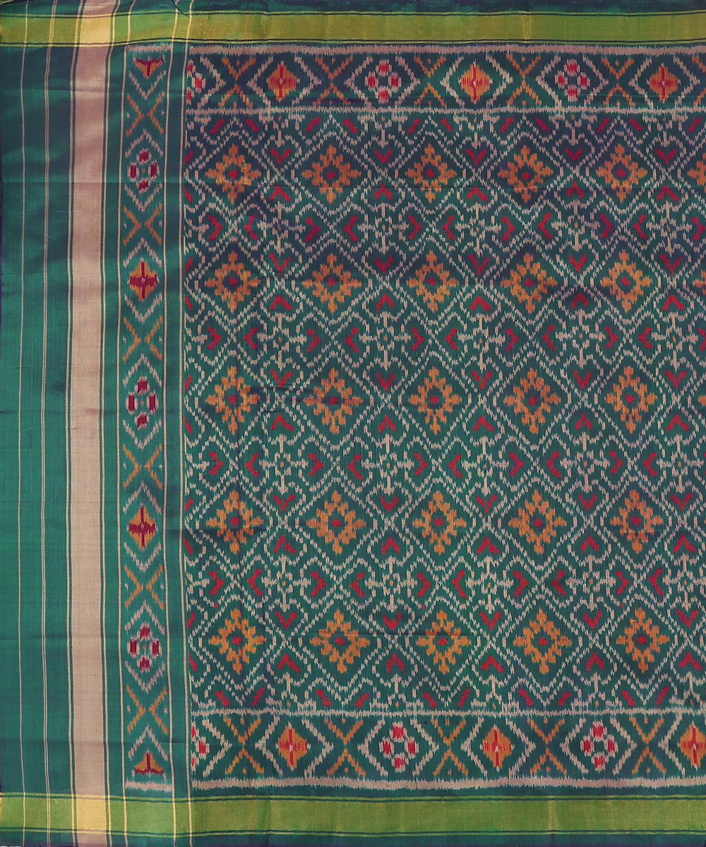 Teal_Green_Handloom_Pure_Mulberry_Silk_Ikat_Patola_Dupatta_With_Geometrical_Pattern_WeaverStory_02