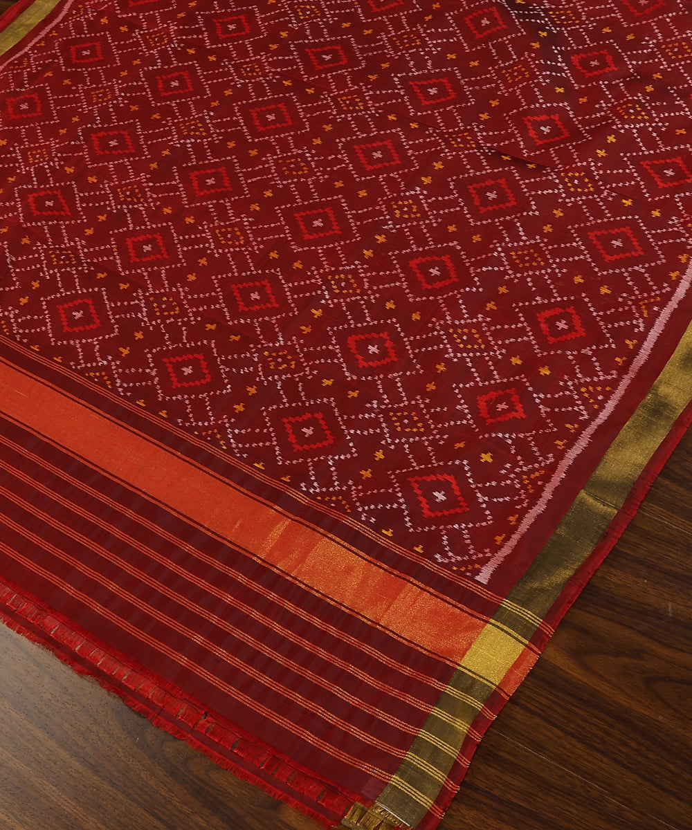 Maroon_Handloom_Pure_Mulberry_Silk_Ikat_Patola_Dupatta_With_Striped_Palla_WeaverStory_03
