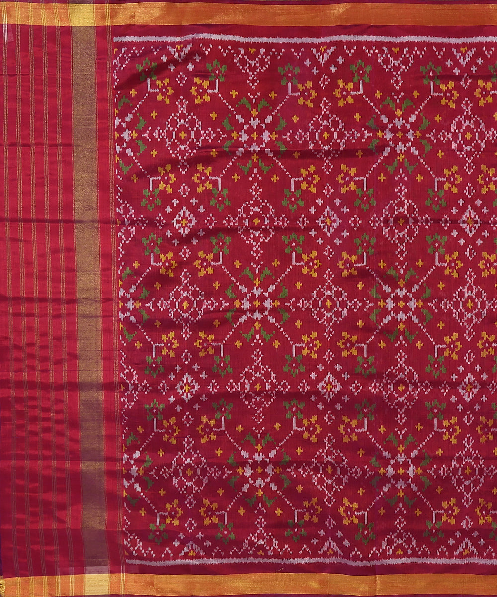 Handloom_Purple_Pure_Mulberry_Silk_Ikat_Patola_Dupatta_With_Geometrical_Pattern_WeaverStory_02