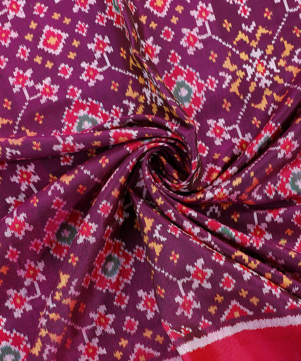 Handloom_Purple_And_Pink_8_Ply_Pure_Mulberry_Silk_Ikat_Patola_Dupatta_WeaverStory_05