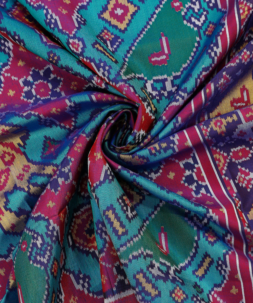 Handloom_Purple_And_Teal_8_Ply_Pure_Mulberry_Silk_Ikat_Patola_Dupatta_With_Geometrical_Pattern_WeaverStory_05