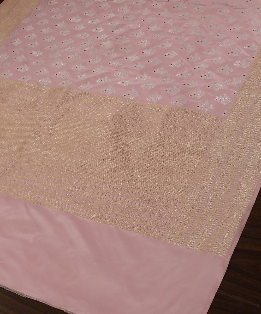 Light_Pink_Handloom_Pure_Katan_Silk_Banarasi_Dupatta_With_Silver_Zari_Meenakari_Boota_And_Kadhwa_Border_WeaverStory_03