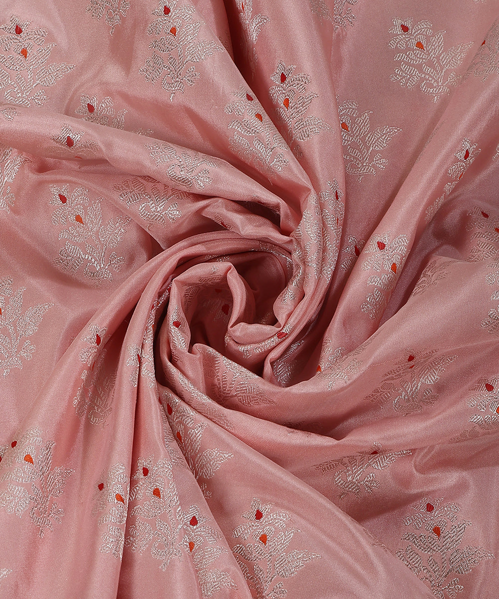 Light_Pink_Handloom_Pure_Katan_Silk_Banarasi_Dupatta_With_Silver_Zari_Meenakari_Boota_And_Kadhwa_Border_WeaverStory_05