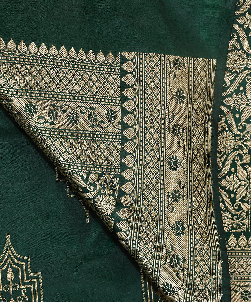 Green_Handloom_Pure_Katan_Silk_Banarasi_Dupatta_With_Boota_And_Kadhwa_Border_WeaverStory_04