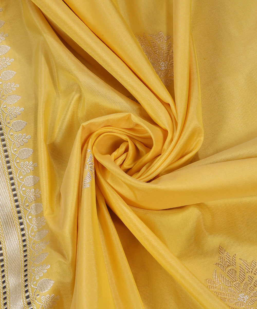 Yellow_Handloom_Pure_Katan_Silk_Banarasi_Dupatta_With_Gold_And_Silver_Zari_Boota_And_Kadhwa_Border_WeaverStory_05