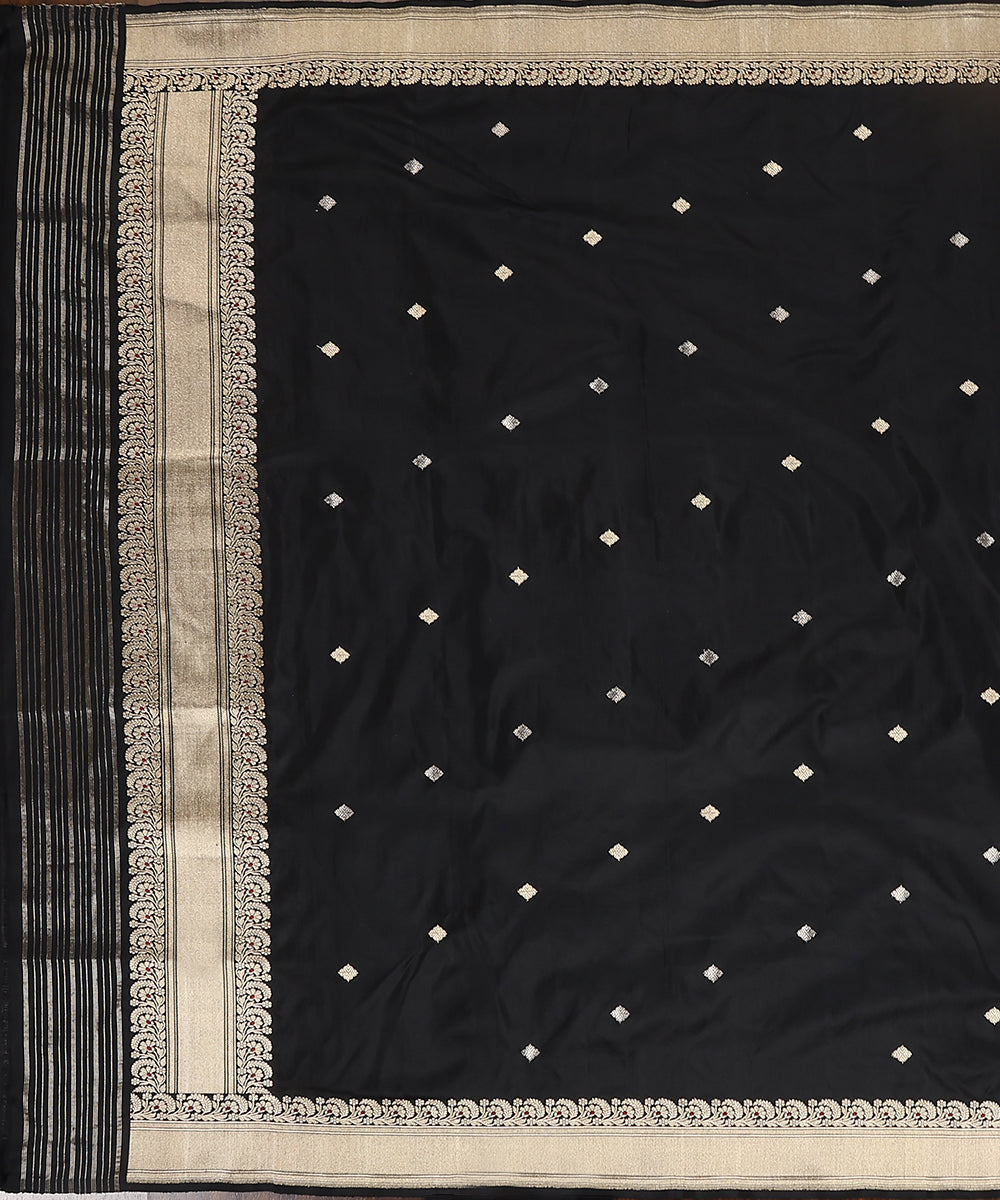 Handloom_Black_Pure_Katan_Silk_Banarasi_Dupatta_With_Kadhwa_Boota_And_Floral_Meenakari_Border_WeaverStory_02