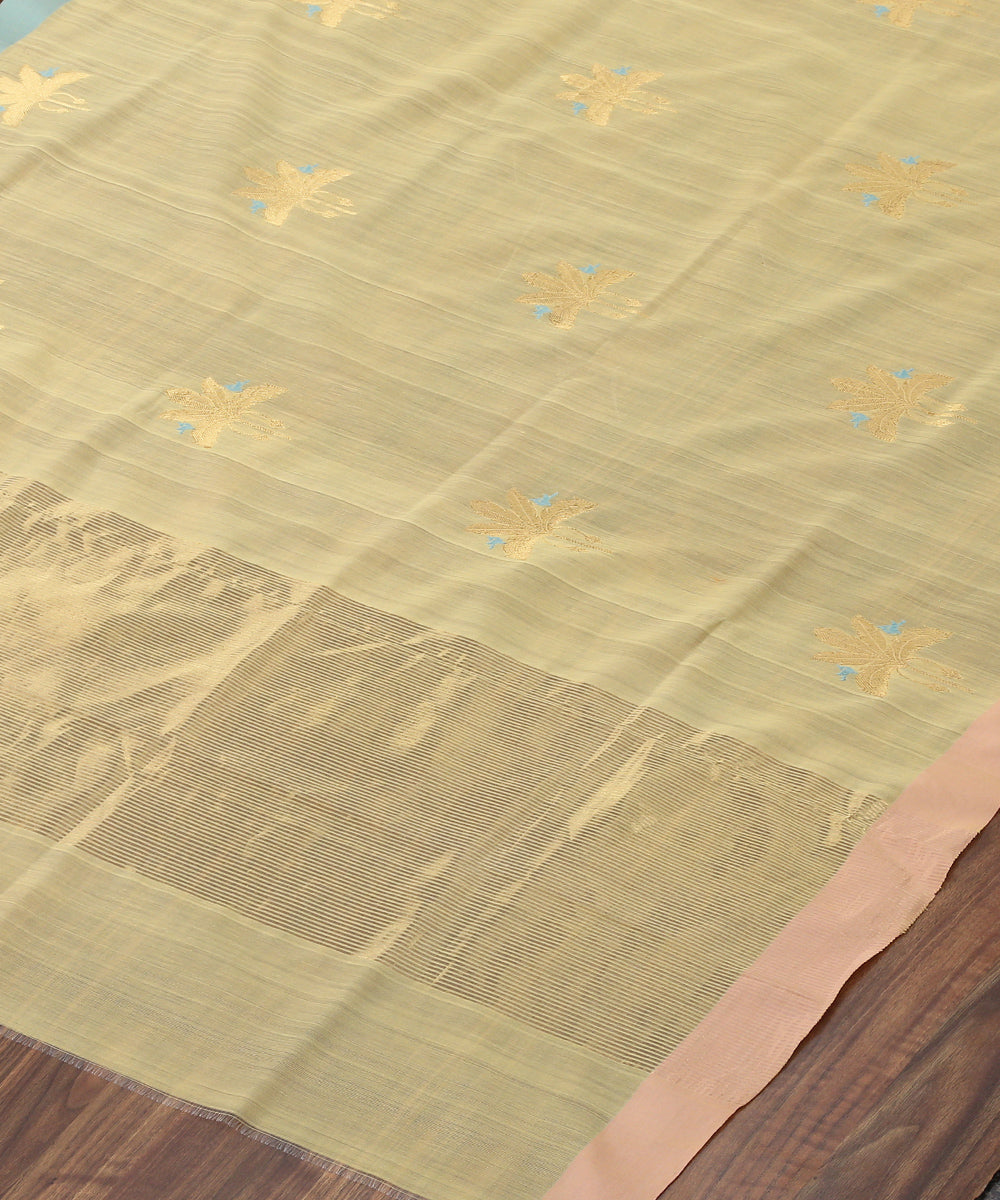 Handloom_Beige_Cotton_Silk_Chanderi_Eknaliya_Dupatta_With_Gold_Leaf_Motif_and_Birds_Motif_WeaverStory_03