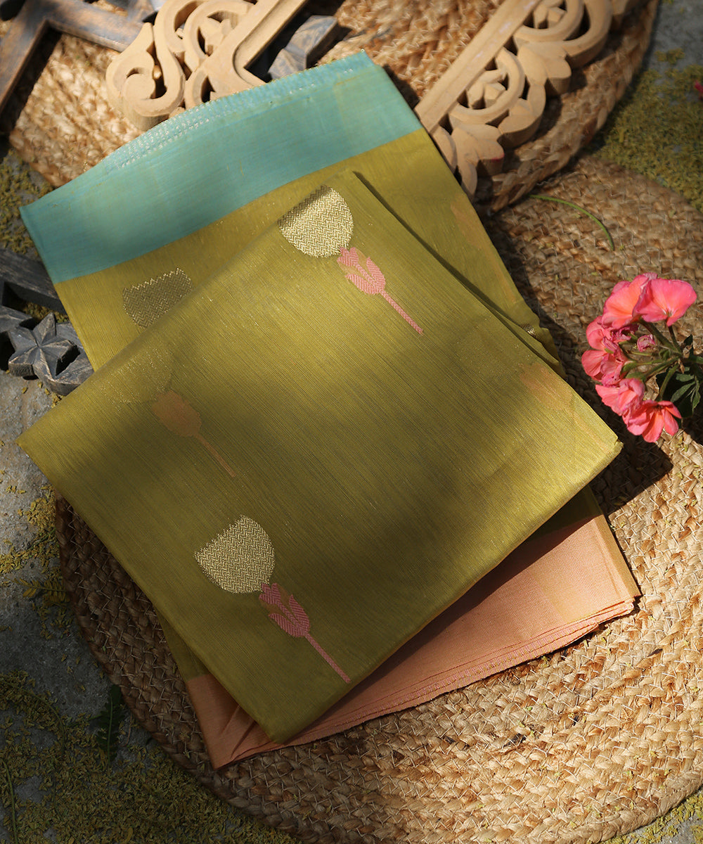 Green_Handloom_Cotton_Silk_Eknaliya_Chanderi_Dupatta_With_Zig_Zag_Flower_Motif_WeaverStory_01