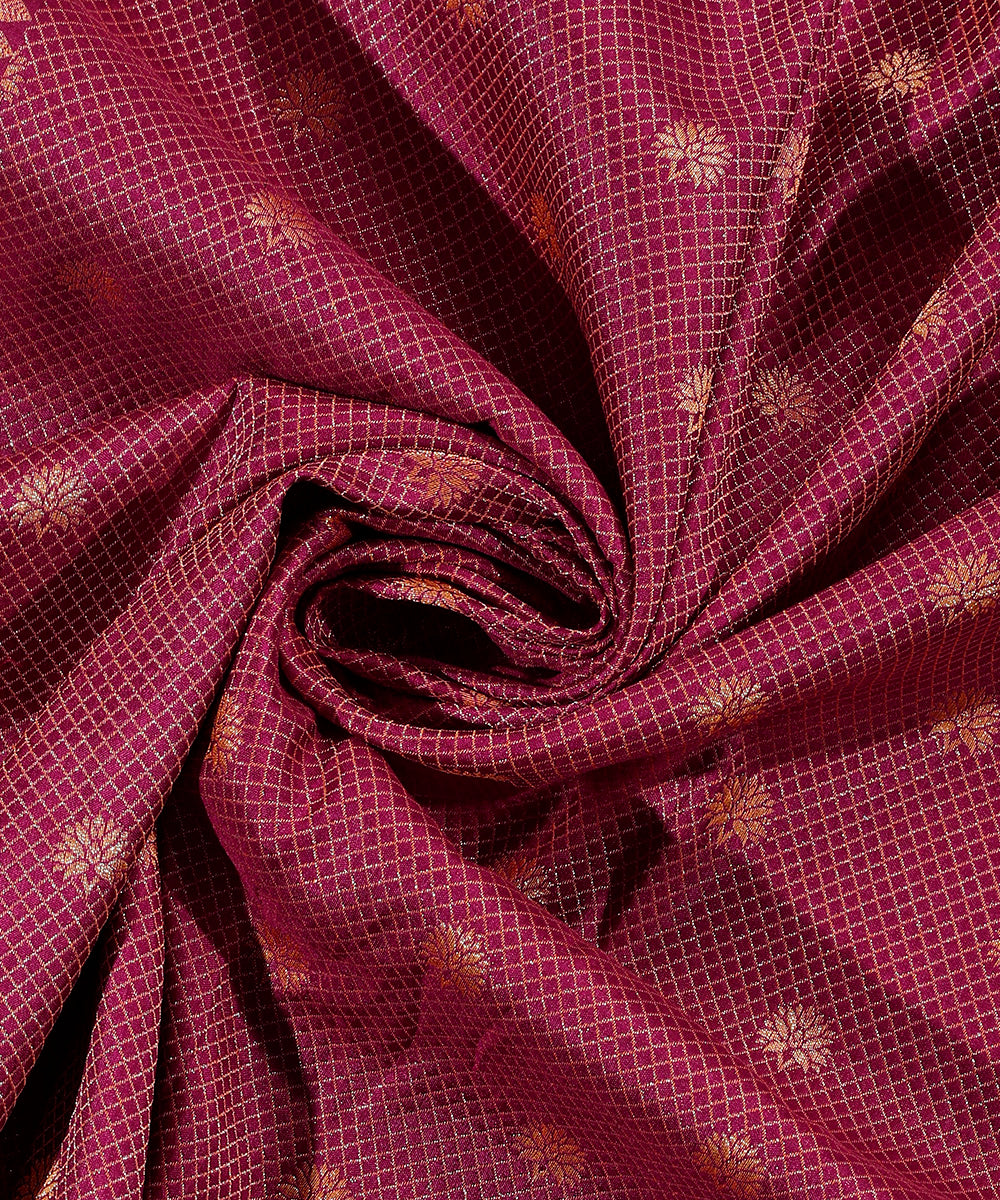 Pink_Handloom_Pure_Katan_Silk_Zari_Tanchoi_Banarasi_Dupatta_WeaverStory_05