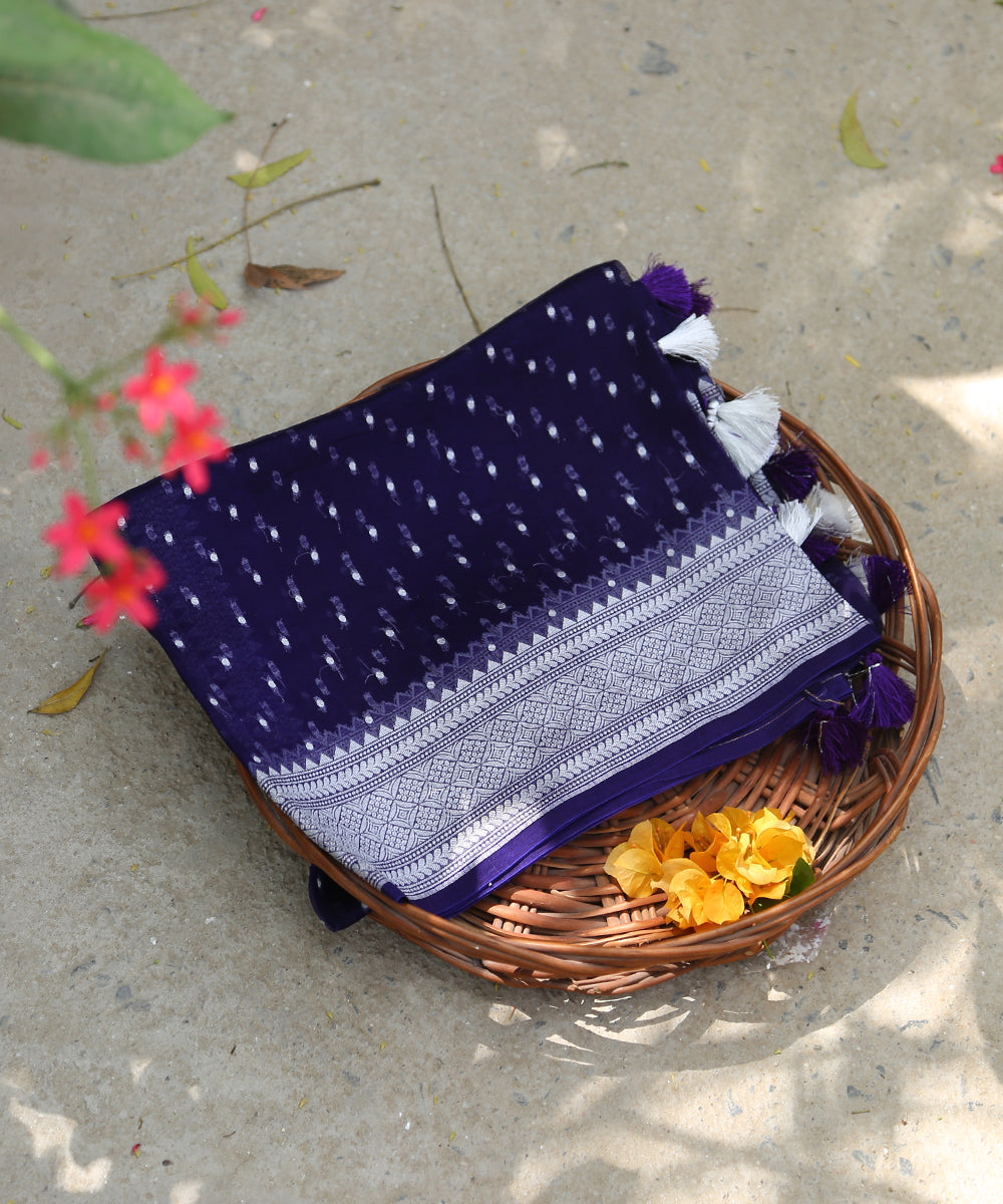 Navy_Blue_Handloom_Organza_Banarasi_Dupatta_With_Silver_Zari_Booti_WeaverStory_01