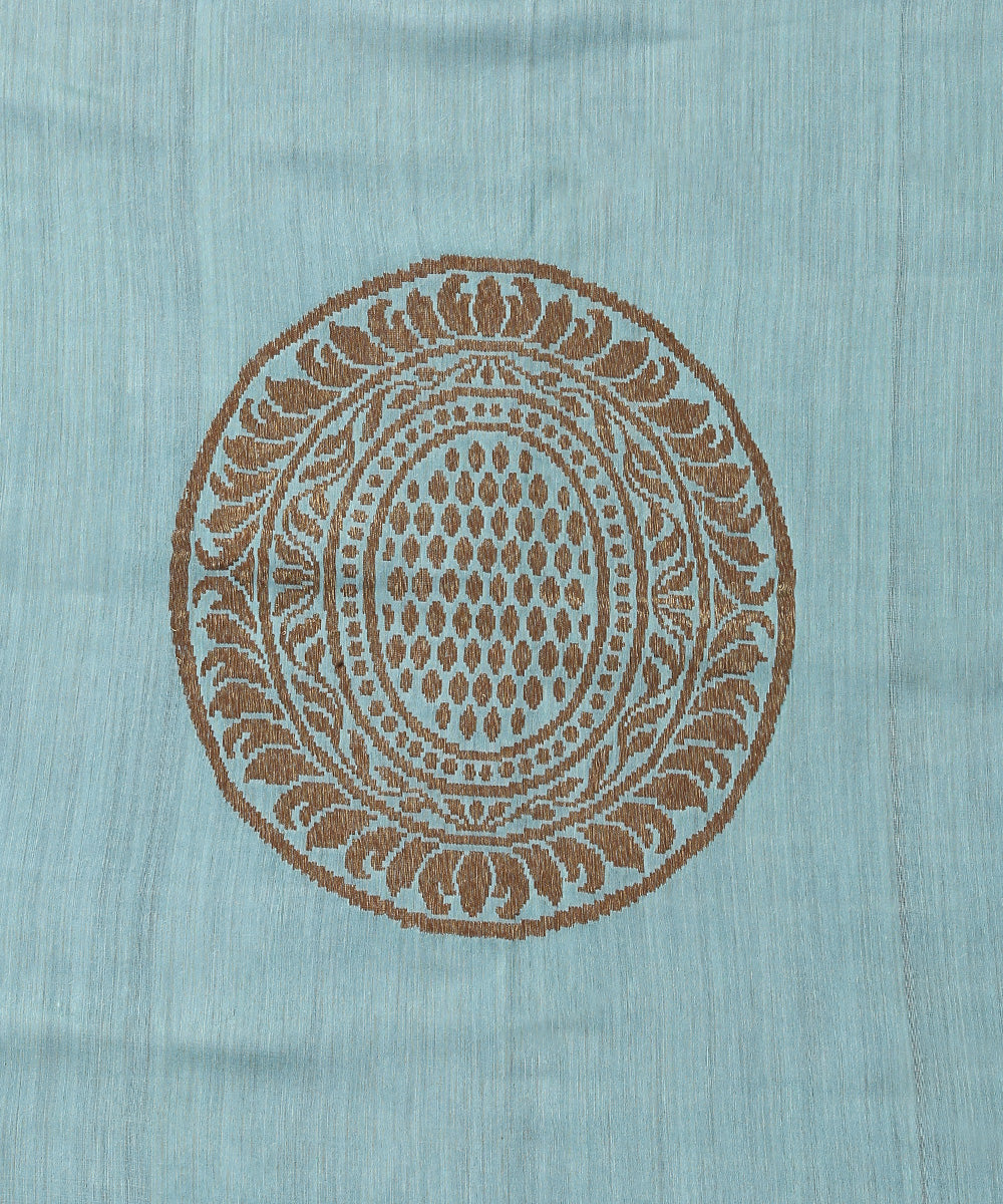 Light_Blue_Handloom_Moonga_Silk_Banarasi_Dupatta_with_Big_Floral_Boota_WeaverStory_02