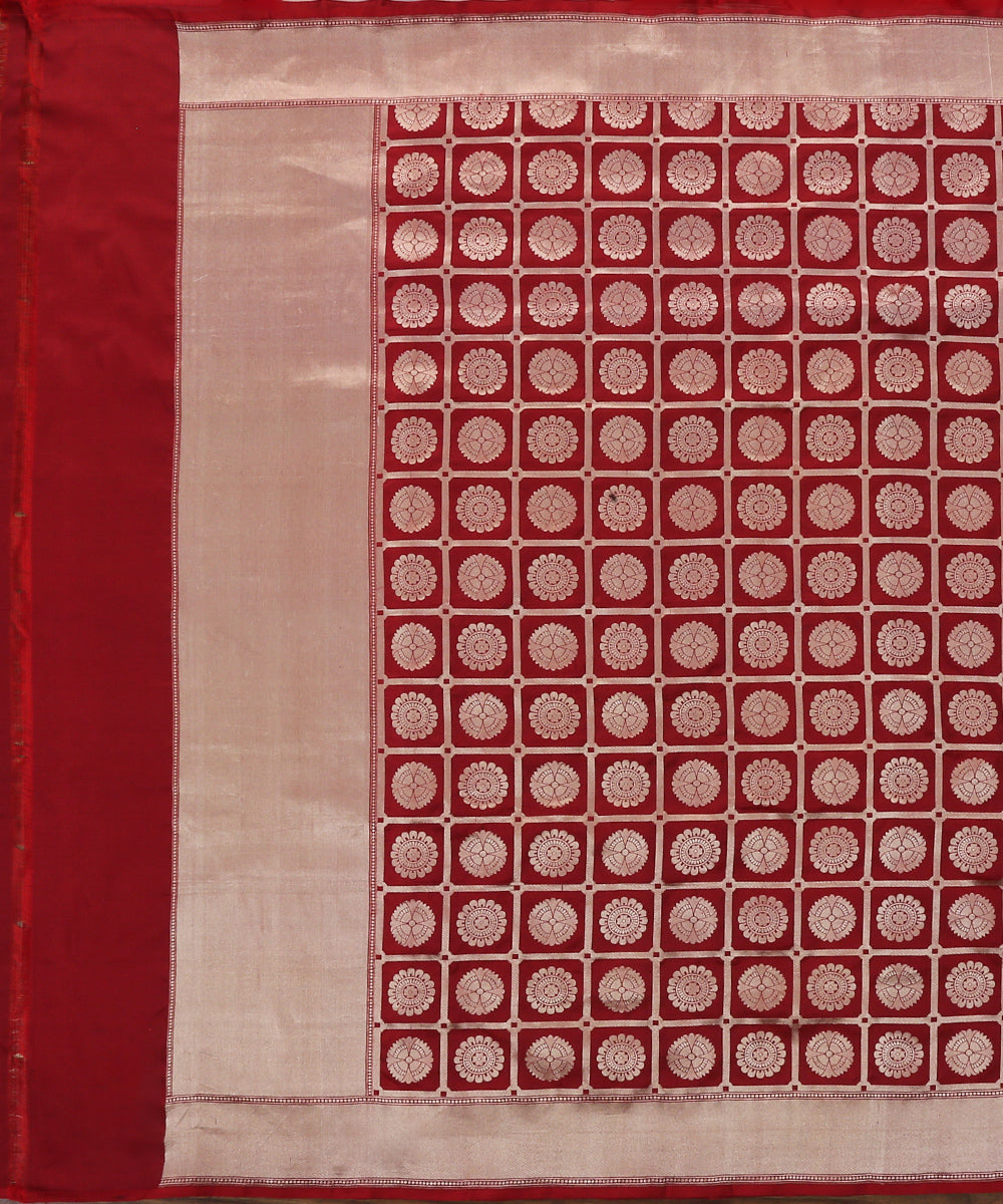 Handloom_Maroon_Pure_Katan_Silk_Banarasi_Dupatta_with_Rangoli_Design_WeaverStory_02