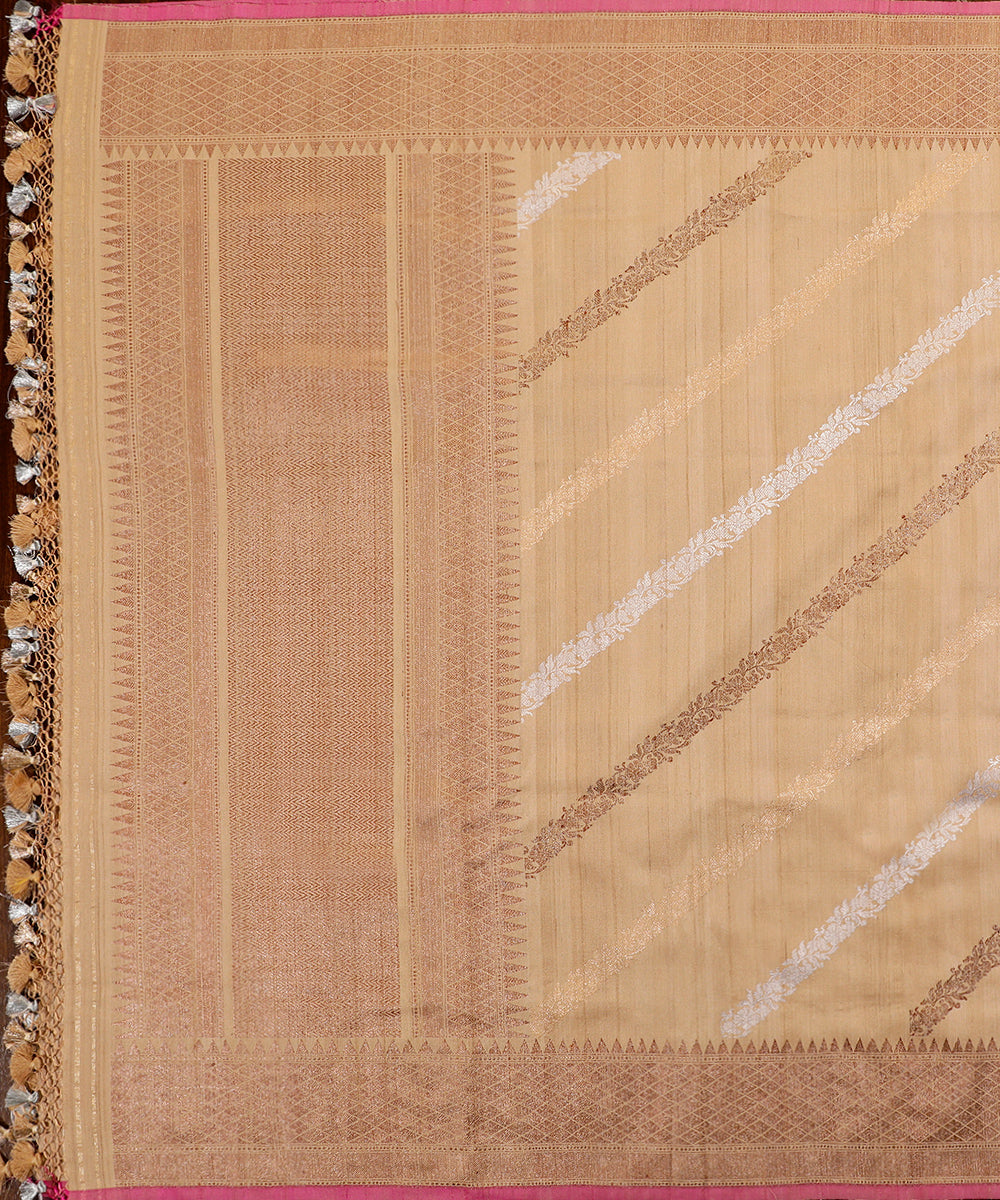 Handloom_Cream_Tussar_Silk_Banarasi_Dupatta_With_Aada_Jaal_WeaverStory_02