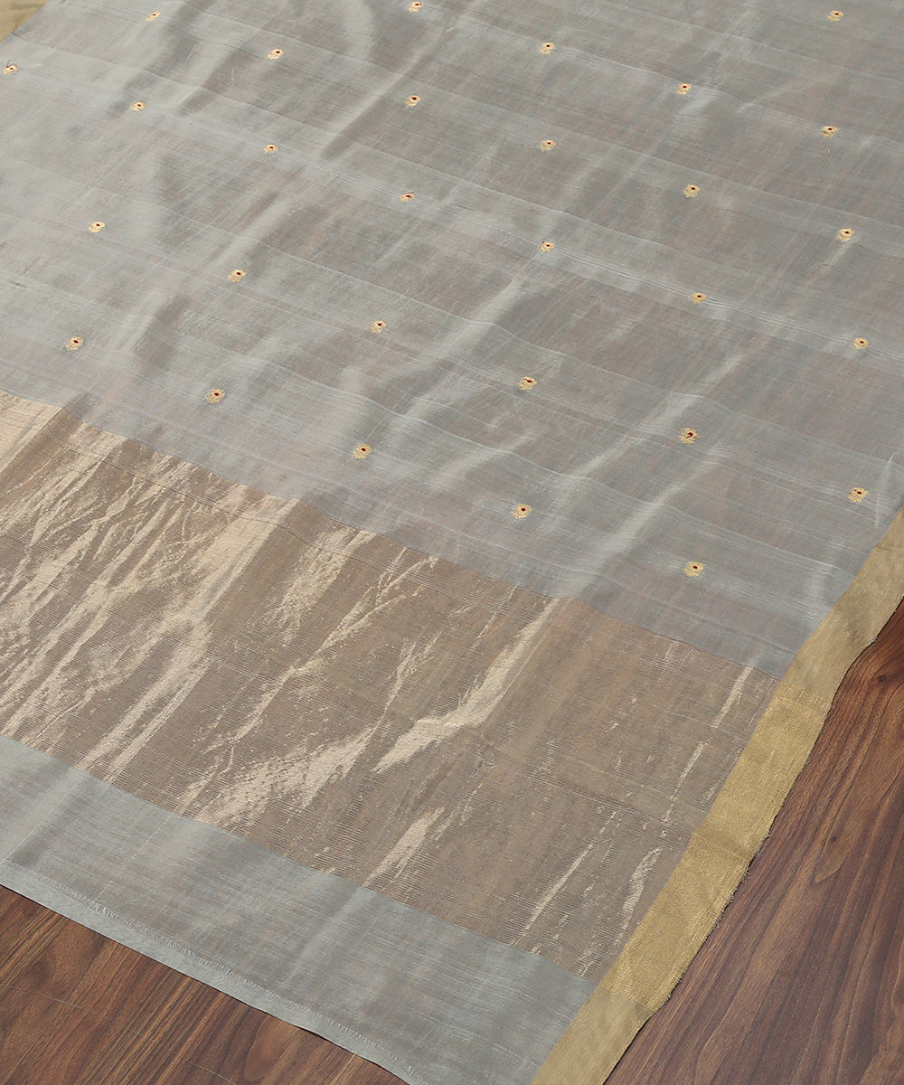 Grey_Handloom_Eknaliya_Chanderi_Silk_Dupatta_with_Small_Zari_Booti_WeaverStory_03