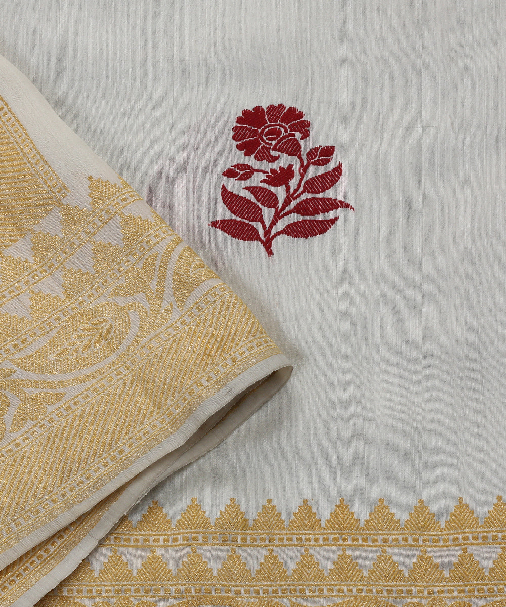Handloom_White_Moonga_Silk_Banarasi_Dupatta_with_Intricate_Booti_WeaverStory_04