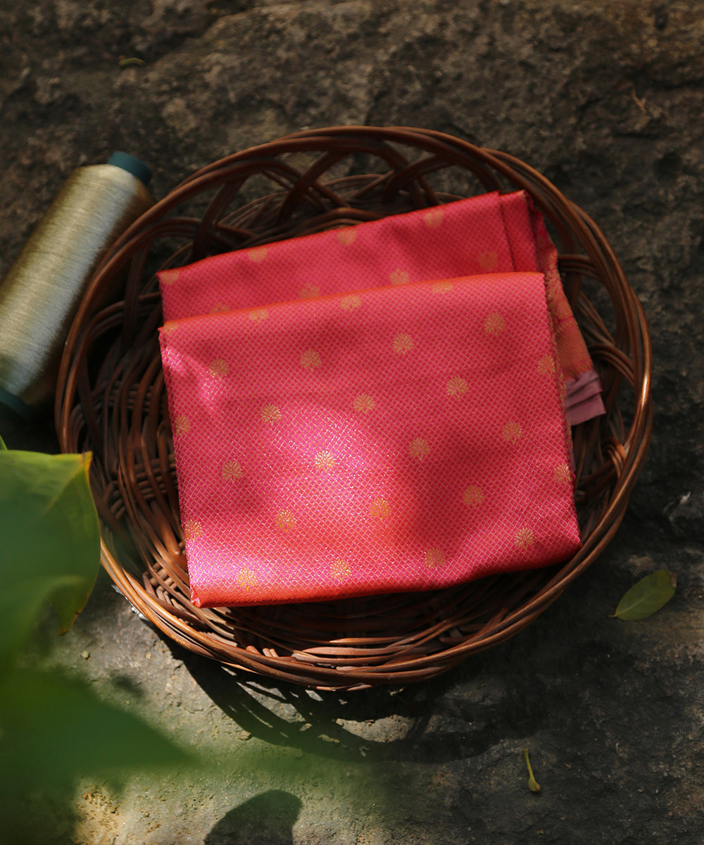 Handloom_Pink_Zari_Tanchoi_Pure_Katan_Silk_Banarasi_Dupatta_WeaverStory_01