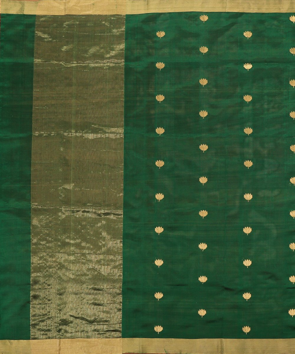 Handloom_Green_Pure_Chanderi_Silk_Eknaliya_Chanderi_Dupatta_with_Mogra_Booti_WeaverStory_02