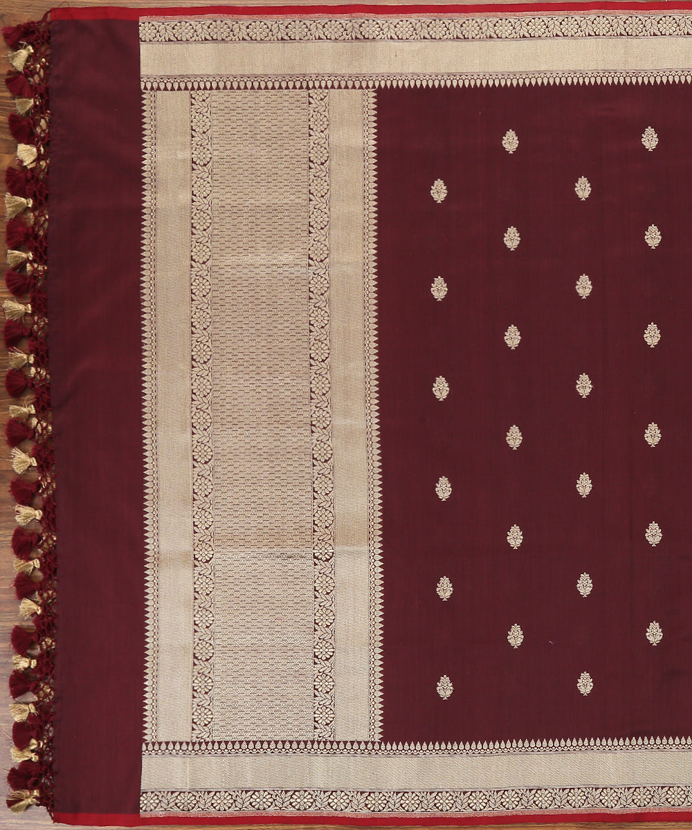 Wine_Handloom_Pure_Katan_Silk_Banarasi_Dupatta_With_Kadhwa_Booti_and_Red_Selvedge_WeaverStory_02