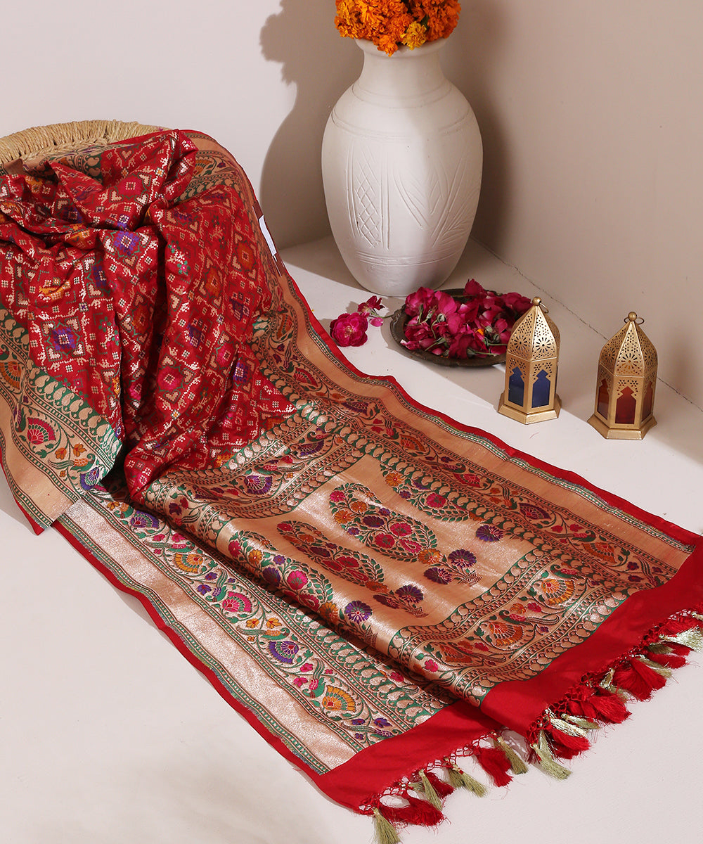 Handloom_Red_Meenakari_Banarasi_Patola_Dupatta_with_Parrots_on_the_Border_WeaverStory_01
