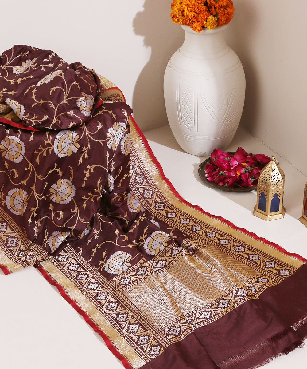 Wine_Handloom_Banarasi_Katan_Silk_Dupatta_Sona_Rupa_Floral_Jaal_WeaverStory_01