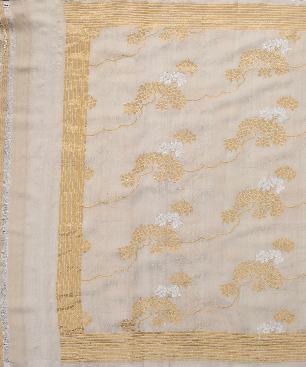 Beige_Handloom_Tussar_Georgette_Banarasi_Dupatta_with_Kadhwa_Weave_WeaverStory_02