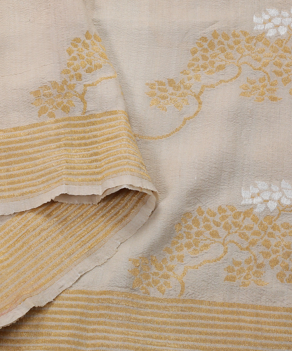 Beige_Handloom_Tussar_Georgette_Banarasi_Dupatta_with_Kadhwa_Weave_WeaverStory_04