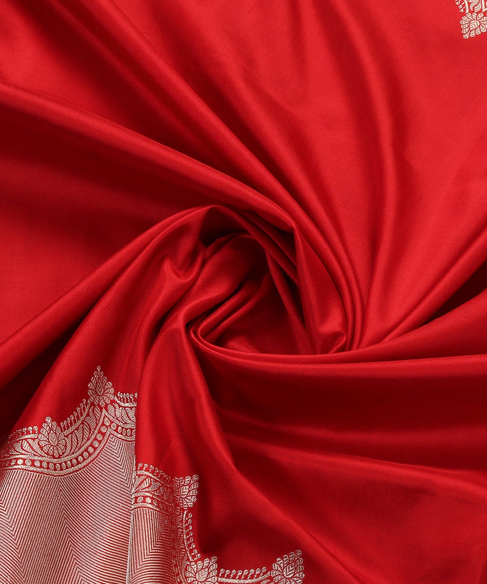 Red_Handloom_Pure_Katan_Silk_Kadhwa_Banarasi_Dupatta_With_Light_Pink_Silk_Border_WeaverStory_05
