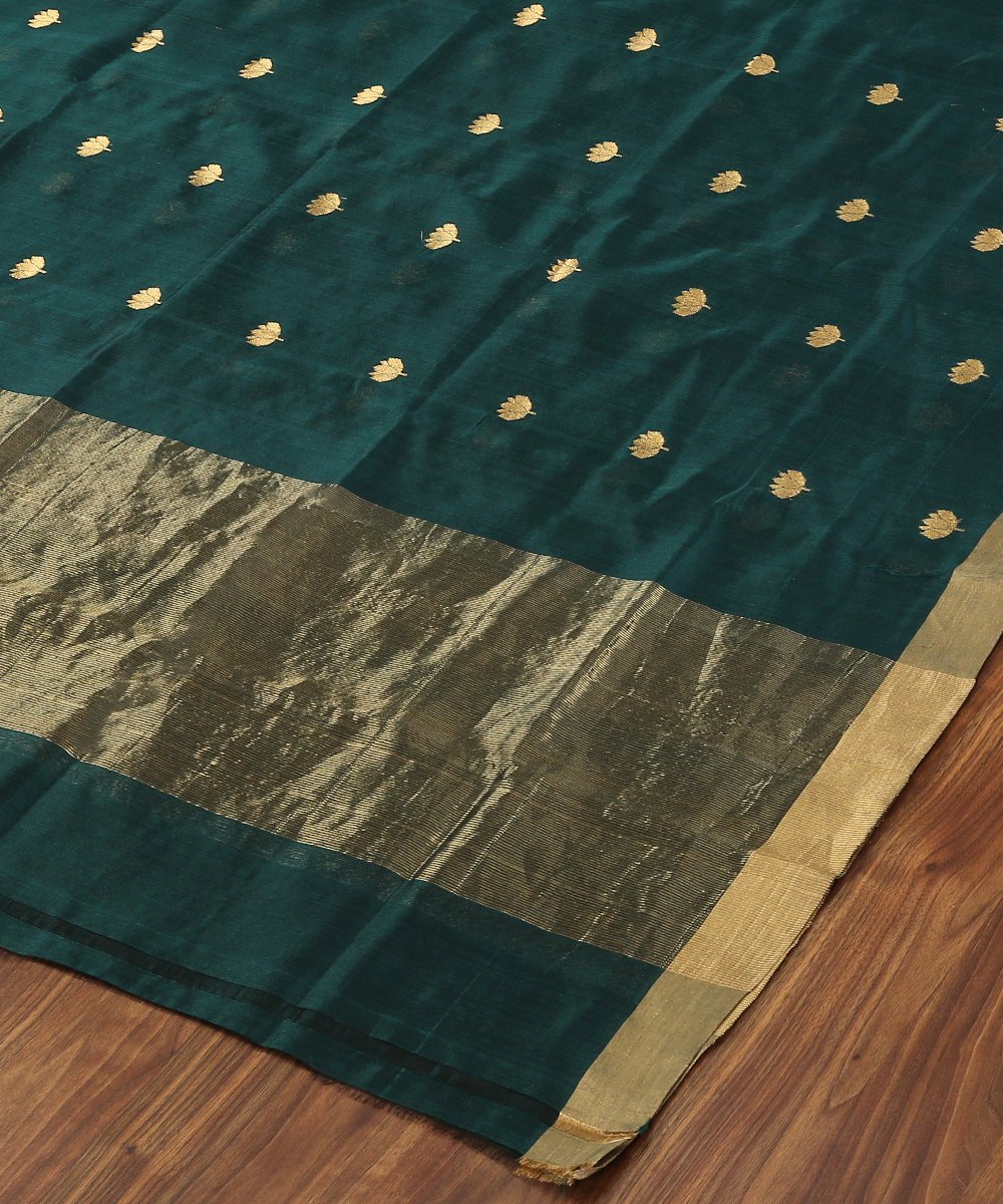 Green_Handloom_Eknaliya_Chanderi_Silk_Dupatta_with_Lotus_Motifs_WeaverStory_04