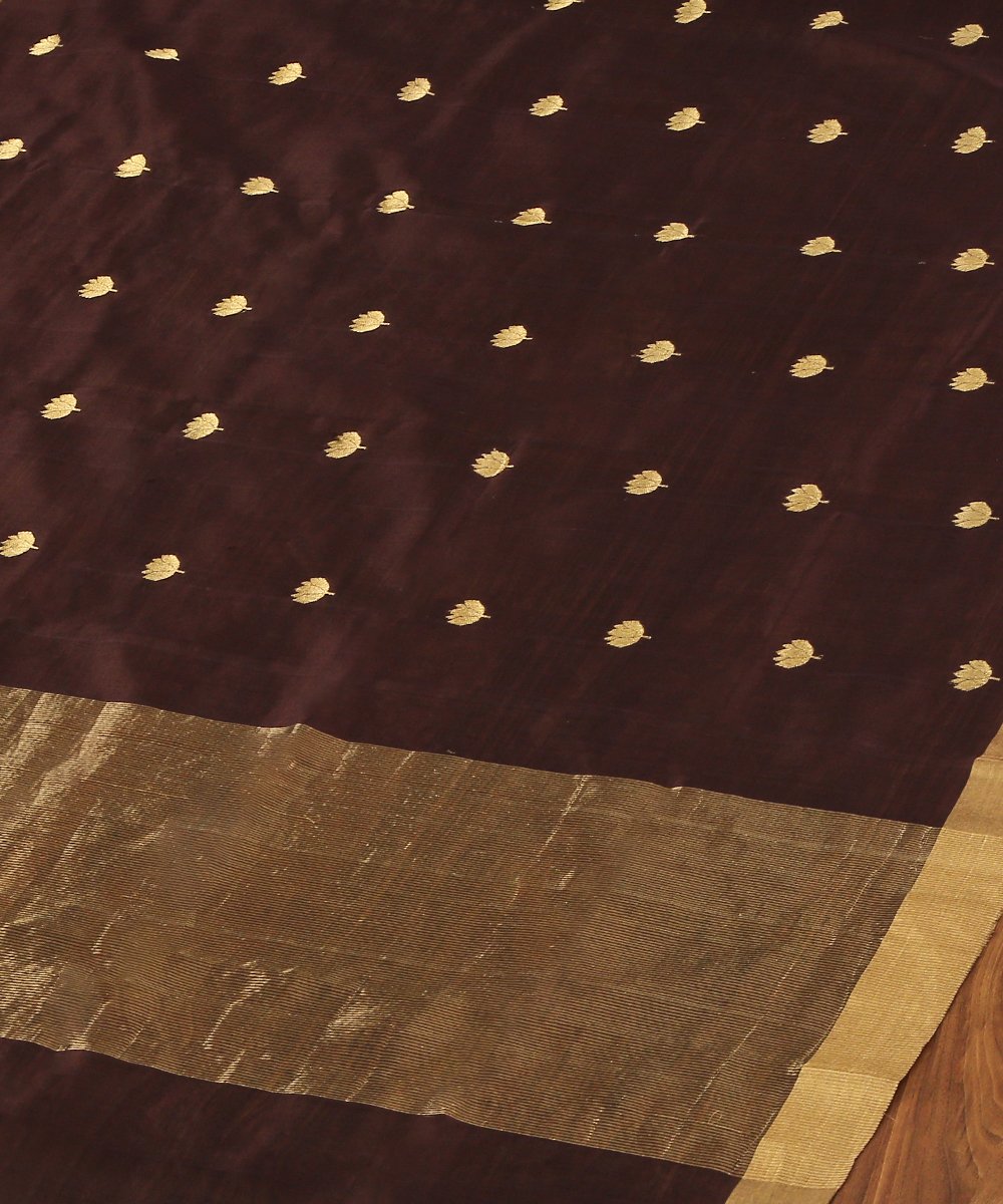 Handloom_Wine_Pure_Chanderi_Silk_Eknaliya_Chanderi_Dupatta_with_Tulip_Boota_WeaverStory_03