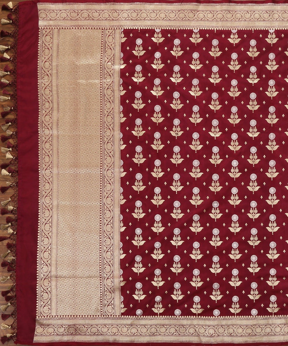 Handloom_Wine_Pure_Katan_Silk_Sona_Rupa_Banarasi_Dupatta_with_Sunflower_Zari_Motif_WeaverStory_02