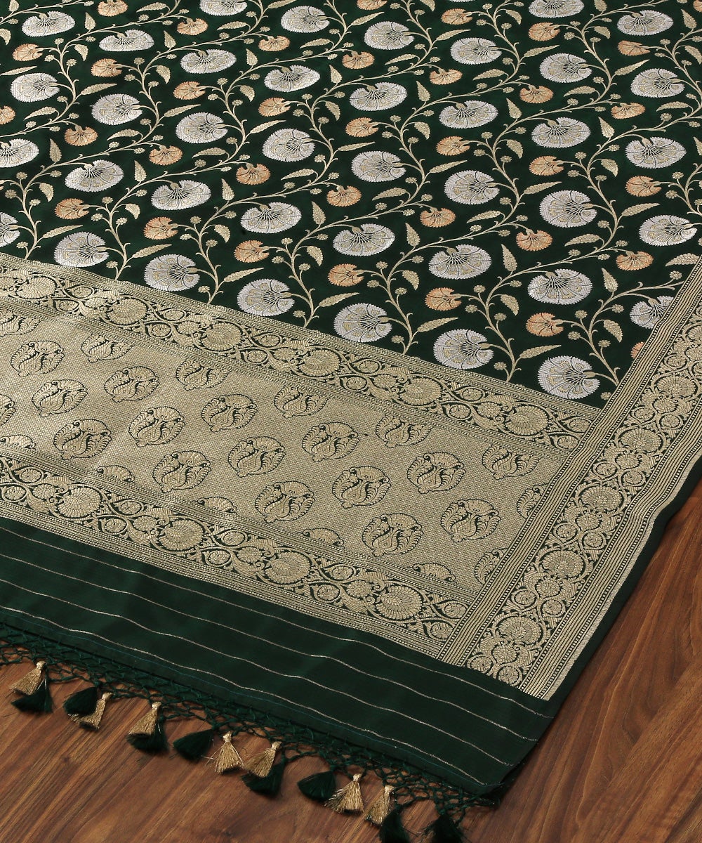 Handloom_Bottle_Green_Pure_Katan_Silk_Copper_Zari_Banarasi_Dupatta_with_Jaal_WeaverStory_03