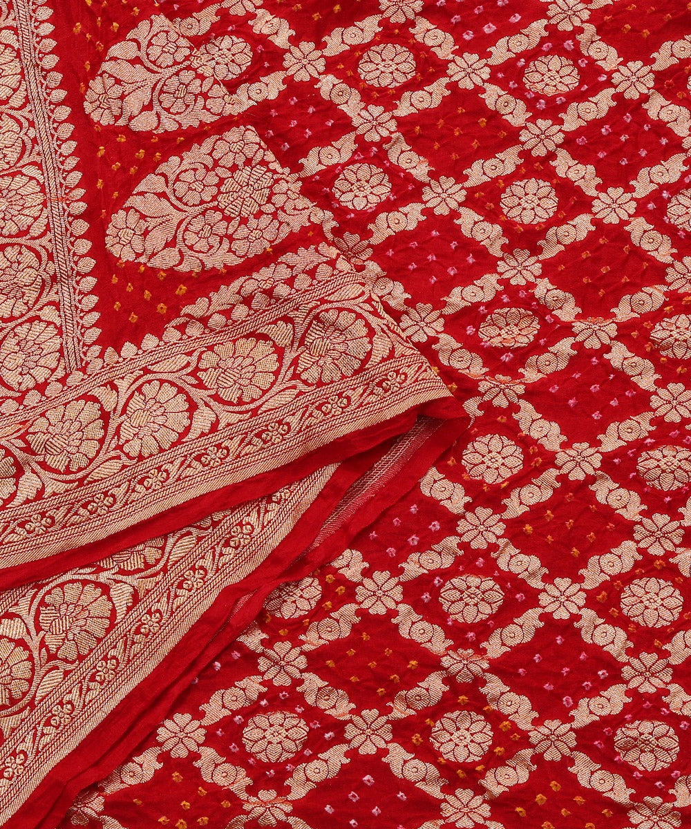 Red_Georgette_Cutwork_Handloom_Banarasi_Bandhej_Dupatta_with_Golden_Zari_Jaal_WeaverStory_04