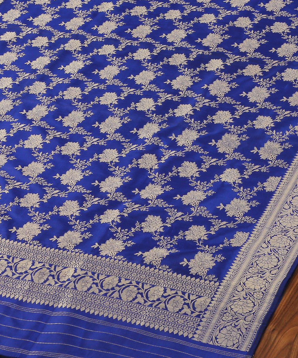Handloom_Blue_Pure_Katan_Silk_Banarasi_Dupatta_with_Floral_Jaal_WeaverStory_03