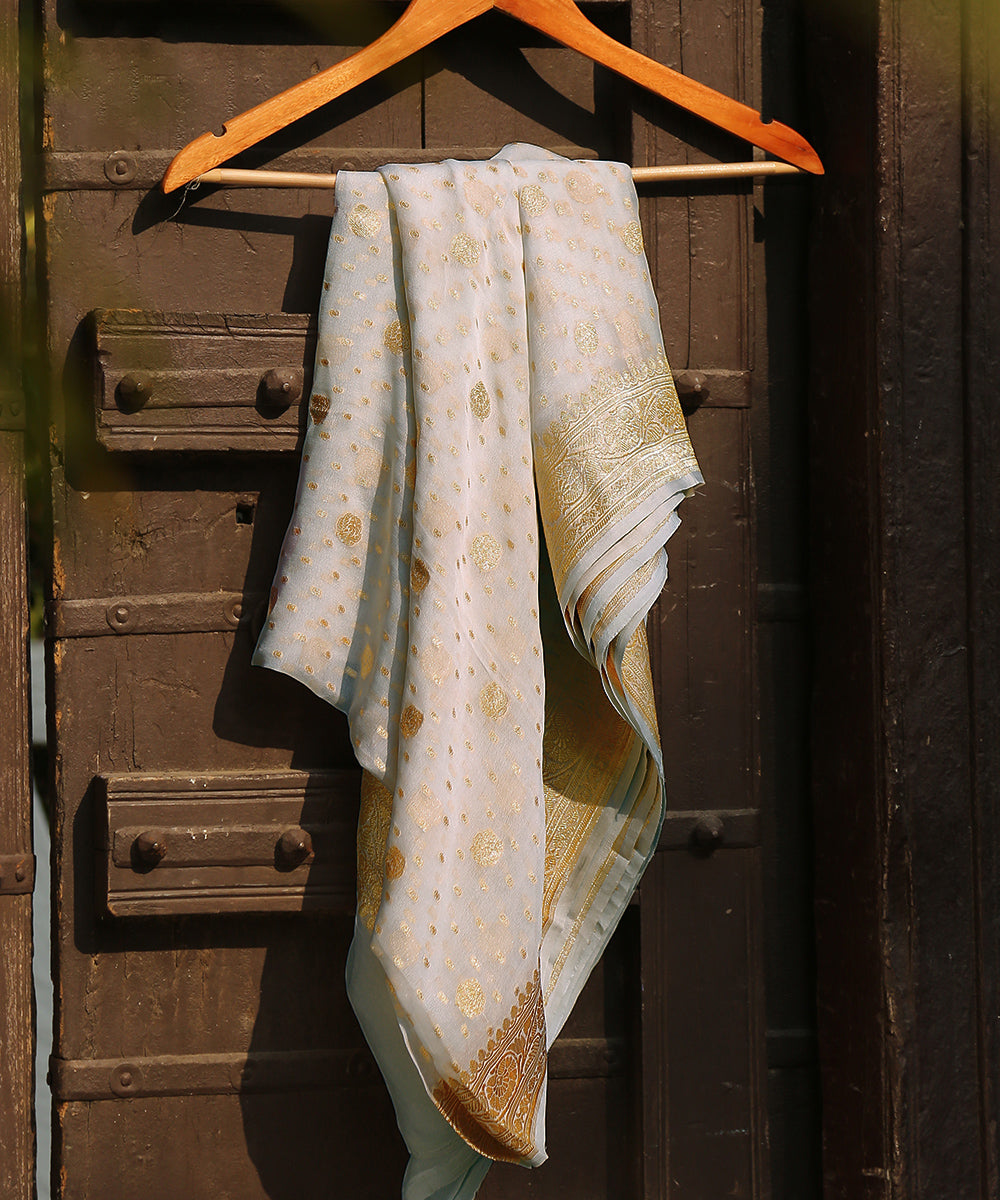 Handloom_Off_White_Georgette_Banarasi_Dupatta_with_Zari_Booti_WeaverStory_01