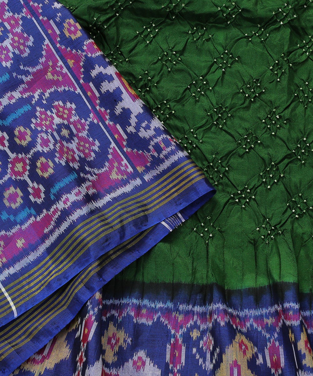 Handloom_Green_and_Blue_Dual_tone_Mulberry_Silk_Ikat_Bandhej_Dupatta_WeaverStory_04