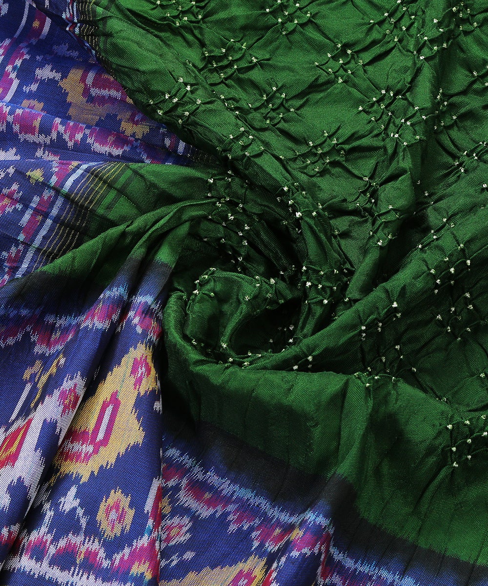 Handloom_Green_and_Blue_Dual_tone_Mulberry_Silk_Ikat_Bandhej_Dupatta_WeaverStory_05