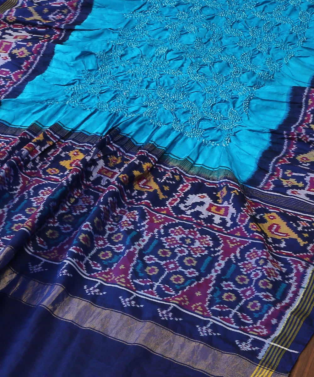 Blue_Dual_tone_Handloom_Mulberry_Silk_Ikat_Bandhej_Dupatta_WeaverStory_03