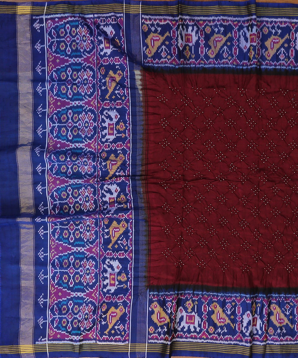 Handloom_Maroon_and_Blue_Dual_tone_Mulberry_Silk_Ikat_Bandhej_Dupatta_WeaverStory_02