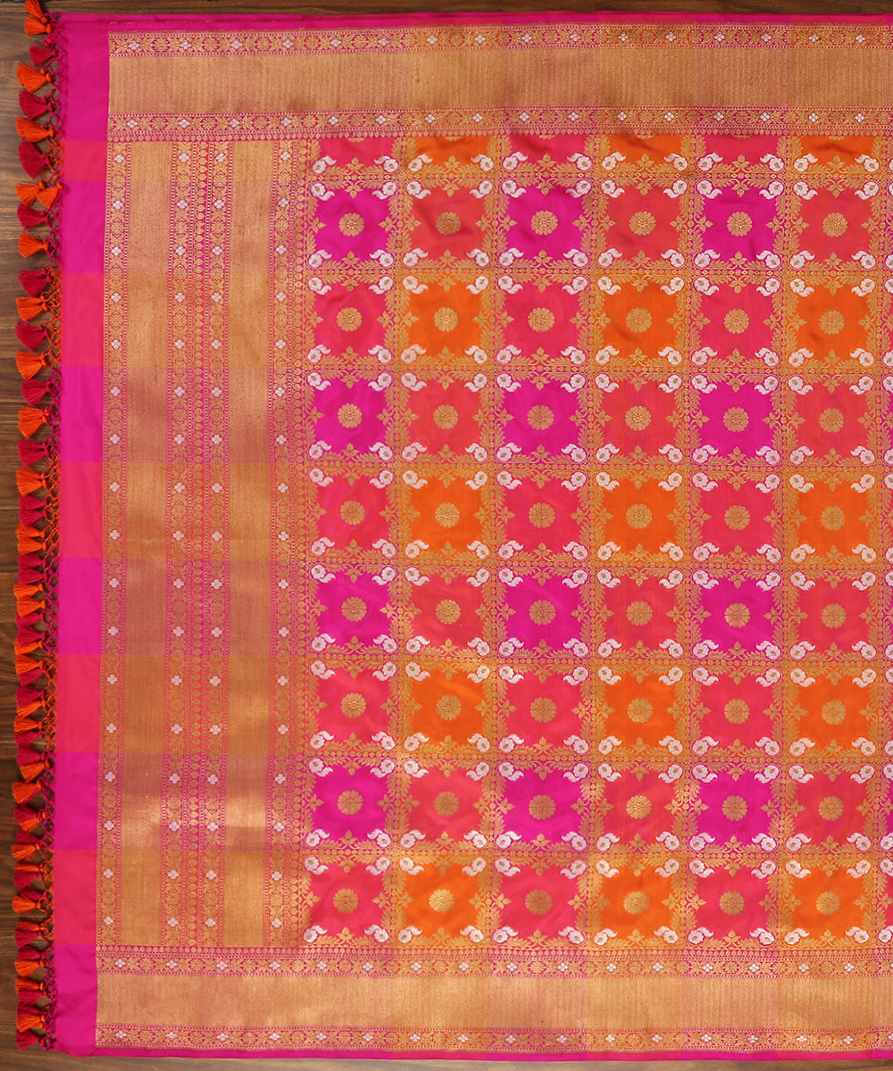Handloom_Orange_And_Pink_Pure_Katan_Silk_Rangkaat_Banarasi_Dupatta_WeaverStory_02