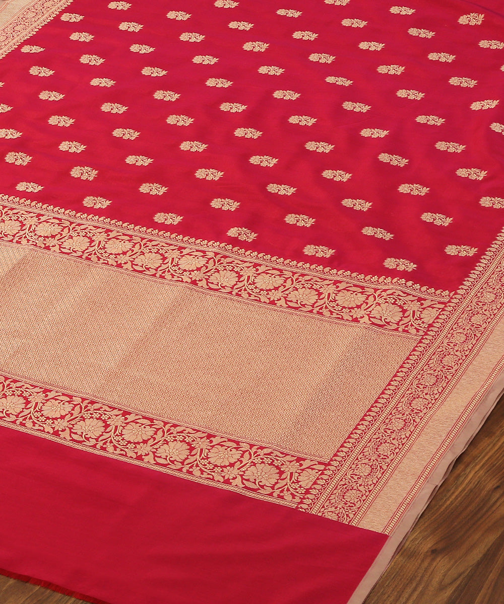 Handloom_Pink_Katan_Georgette_Banarasi_Dupatta_with_Small_Cutwork_Gold_Booti_WeaverStory_03