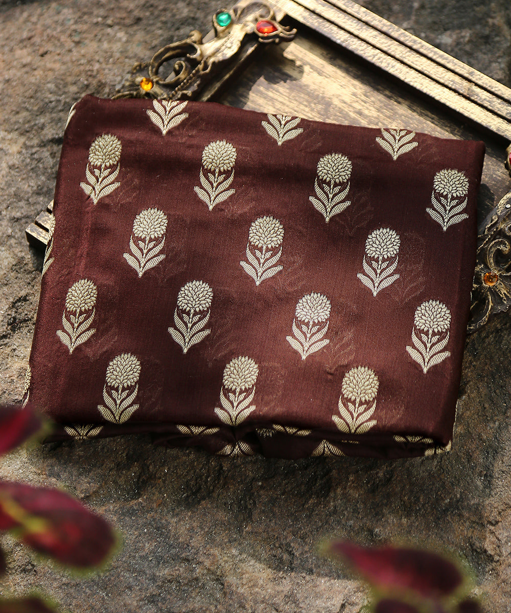 Handloom_Brown_Katan_Georgette_Banarasi_Dupatta_with_Sun_Flower_Motifs_and_Red_selvedge_WeaverStory_01