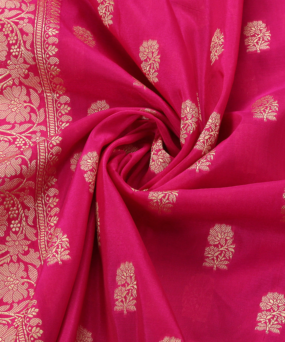 Handloom_Pink_Katan_Georgette_Banarasi_Dupatta_with_Floral_Booti_WeaverStory_05