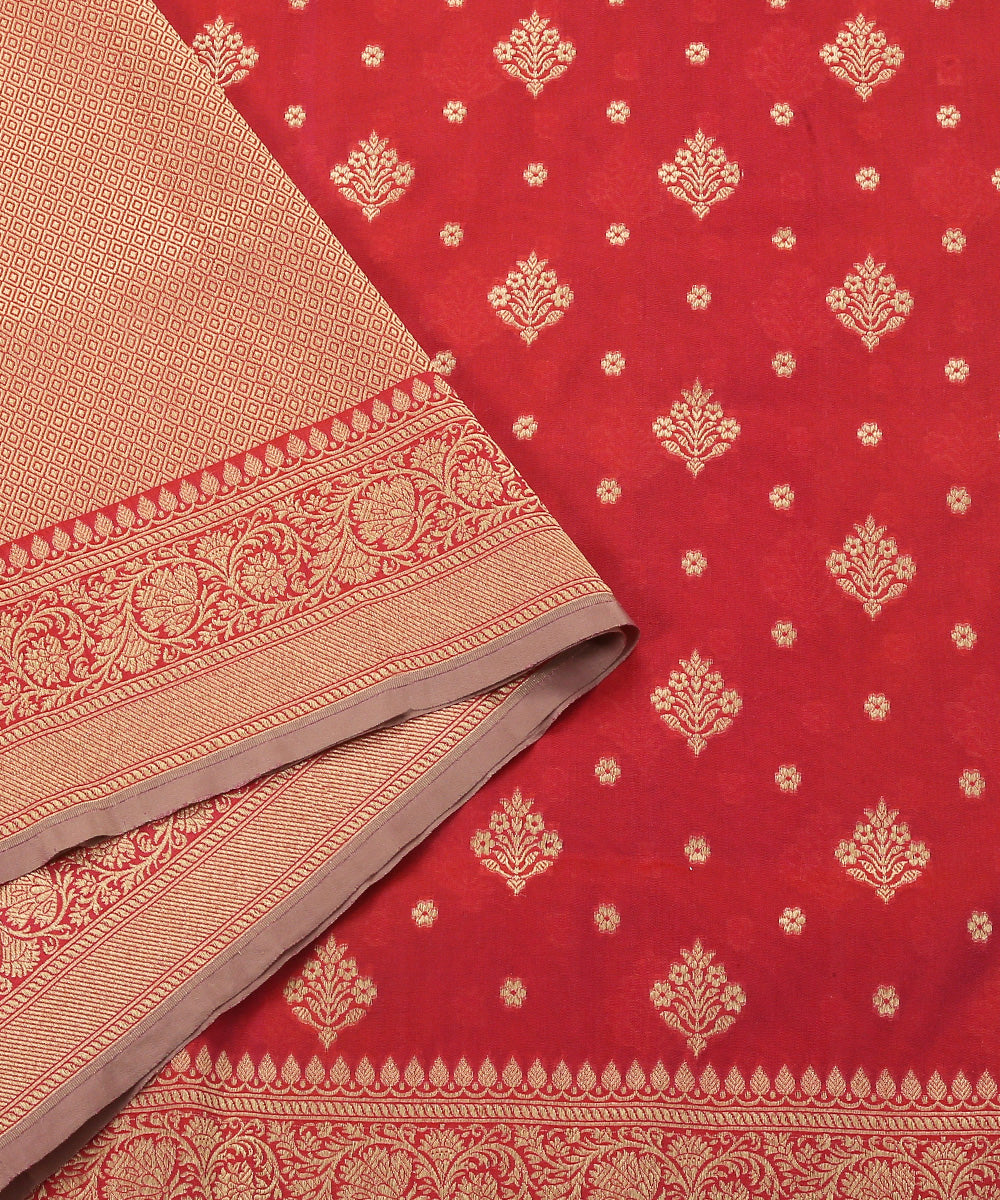 Pink_Handloom_Katan_Georgette_Banarasi_Dupatta_with_Floral_Booti_WeaverStory_04