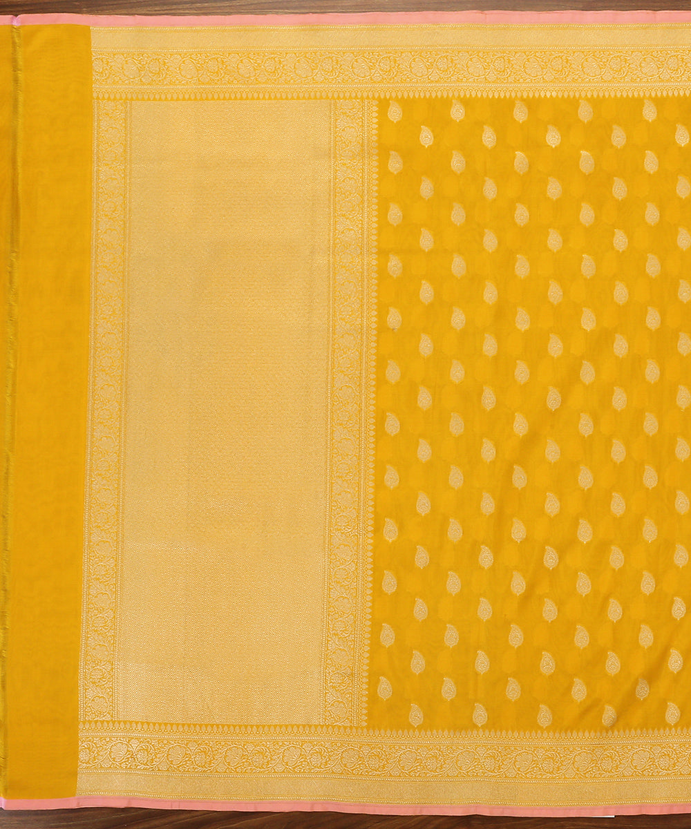 Yellow_Handloom_Katan_Georgette_Banarasi_Dupatta_with_Paisley_Booti_WeaverStory_02