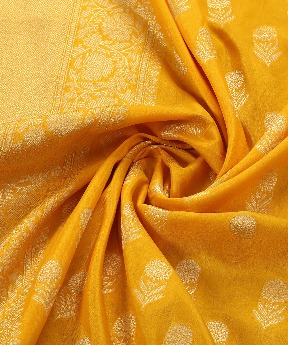 Handloom_Yellow_Katan_Georgette_Banarasi_Dupatta_with_Sunflower_Motifs_WeaverStory_05