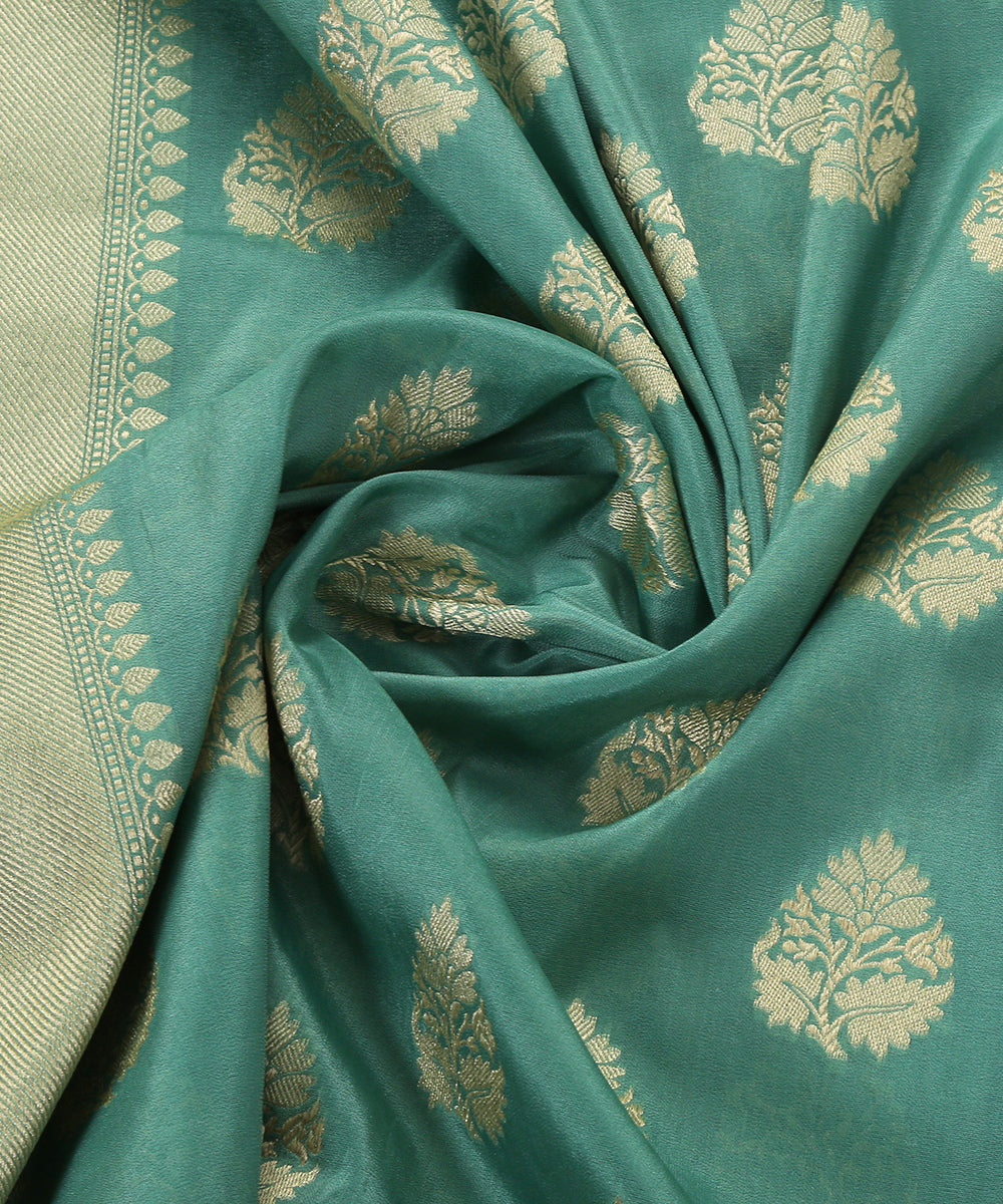 Handloom_Green_Katan_Georgette_Banarasi_Dupatta_with_Paan_Booti_WeaverStory_05