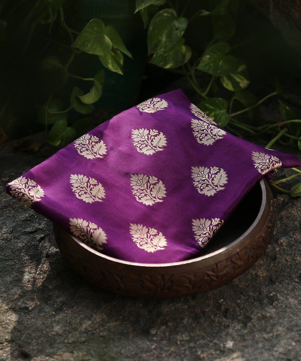 Purple_Handloom_Katan_Georgette_Banarasi_Dupatta_with_Leaf_Motifs_WeaverStory_01