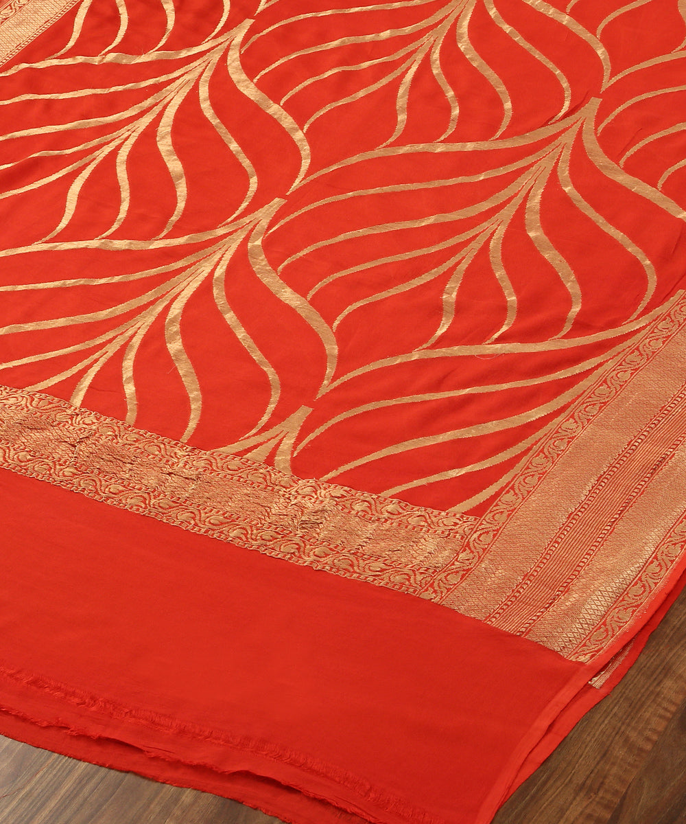 Handloom_Orange_Zig_Zag_Gold_Zari_Weave_Banarasi_Georgette_Dupatta_WeaverStory_03
