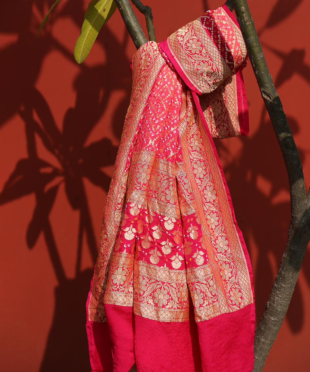 Handloom_Pink_And_Peach_Georgette_Banarasi_Bandhej_Dupatta_WeaverStory_01